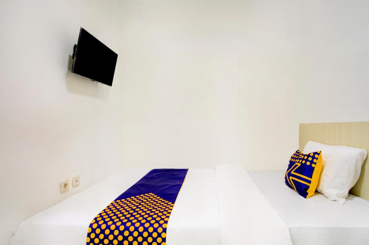 Hotel Vaccinated Staff - Spot On 3928 Terrace House Syariah Pondoktjing Dua Exterior foto